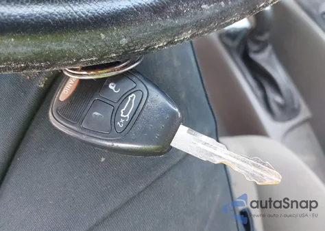 2006 Jeep Liberty Sport z USA, uszkodzony, nr VIN 1J4GL48K66W259210